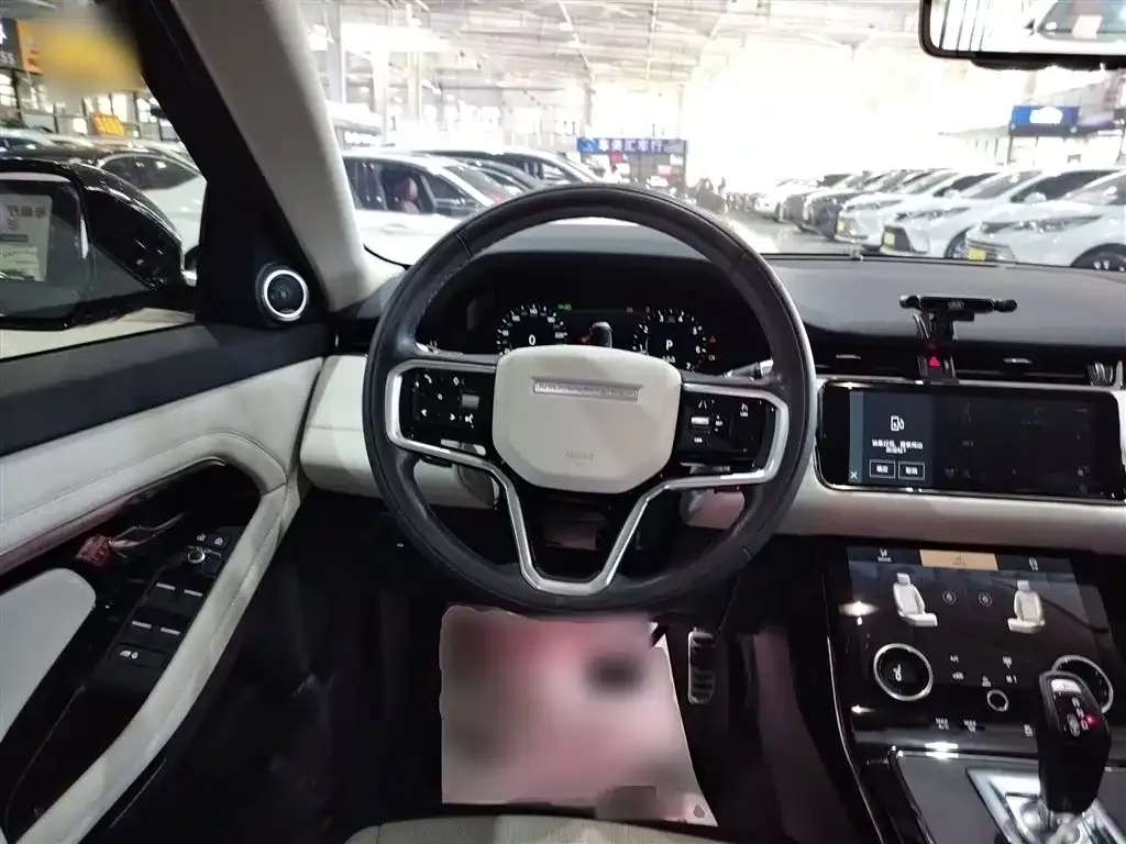 Land Rover Evoque — фото 10