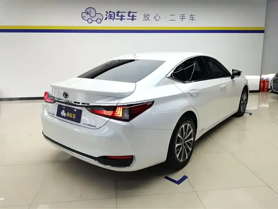 Lexus ES 2022 из CN, фото 4