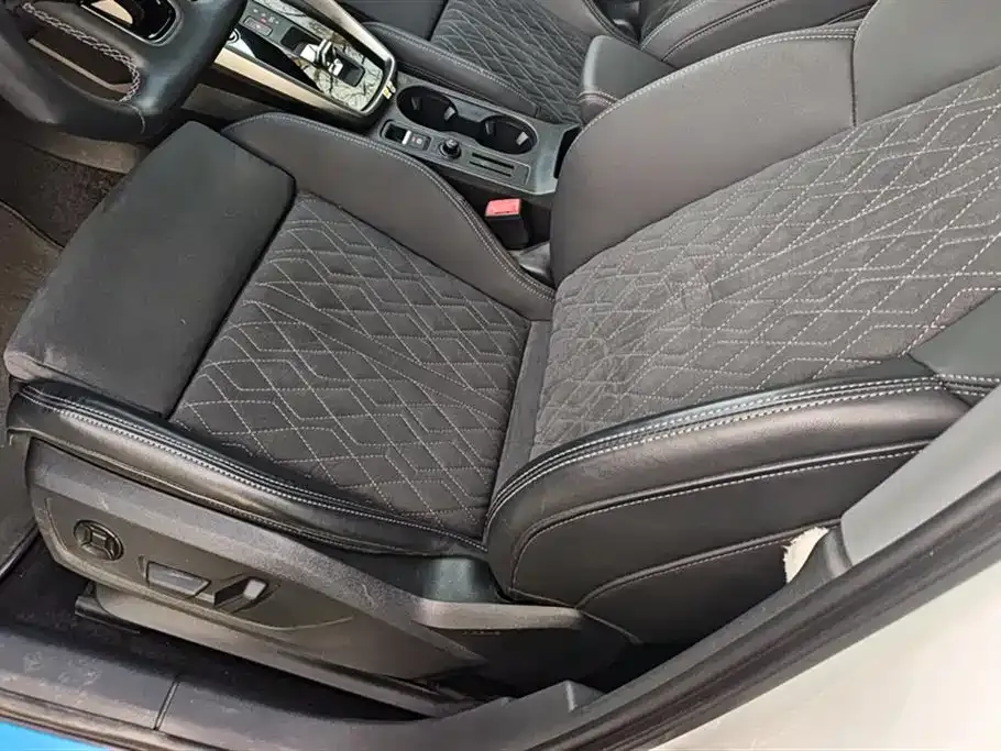 Audi A3 2023 из CN, фото 9