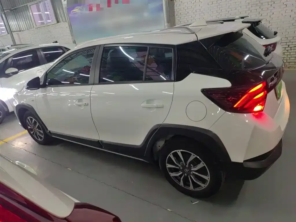 Toyota Yaris L 2023 из CN, фото 4
