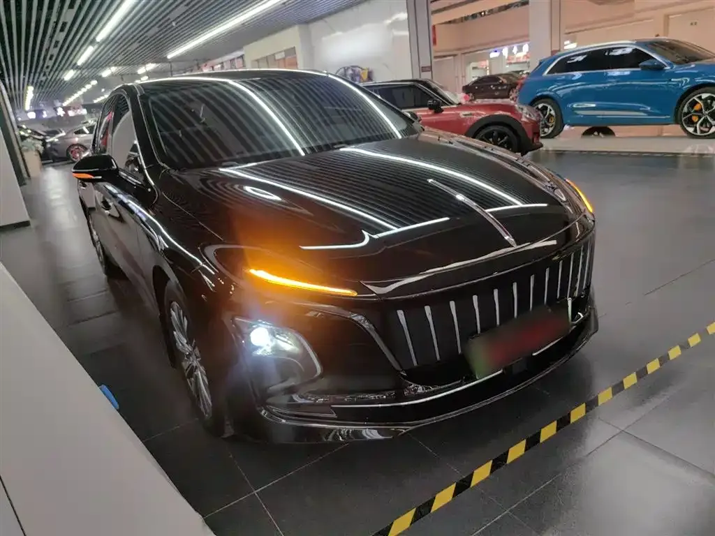 Hongqi E-QM5 2024 из CN, фото 7