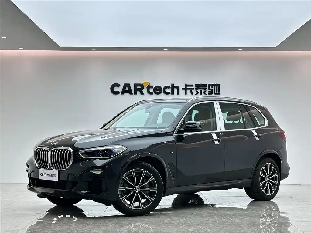 BMW X5 (Import) — фото 1