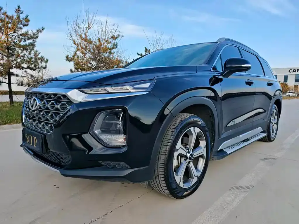 Hyundai Santa Fe 2022 из CN, фото 1