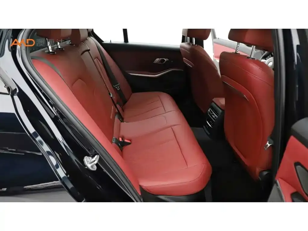 BMW 3 Series 2023 из CN, фото 6