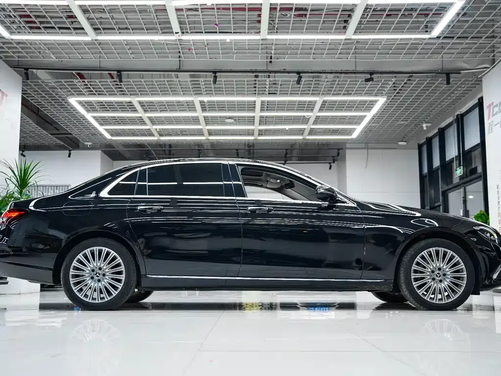 Mercedes-Benz E-Class 2021 из CN, фото 6