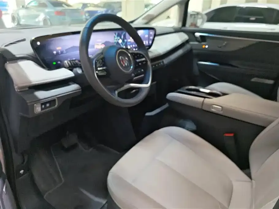 Buick GL8 2025 из CN, фото 2