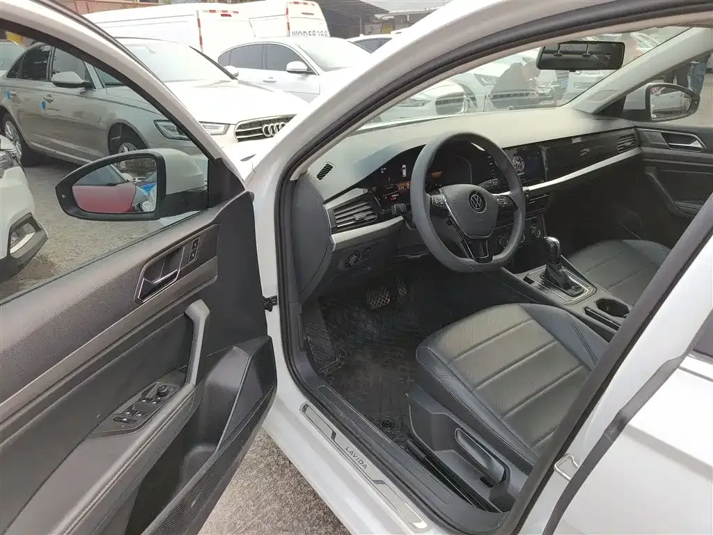Volkswagen Lavida 2021 из CN, фото 4