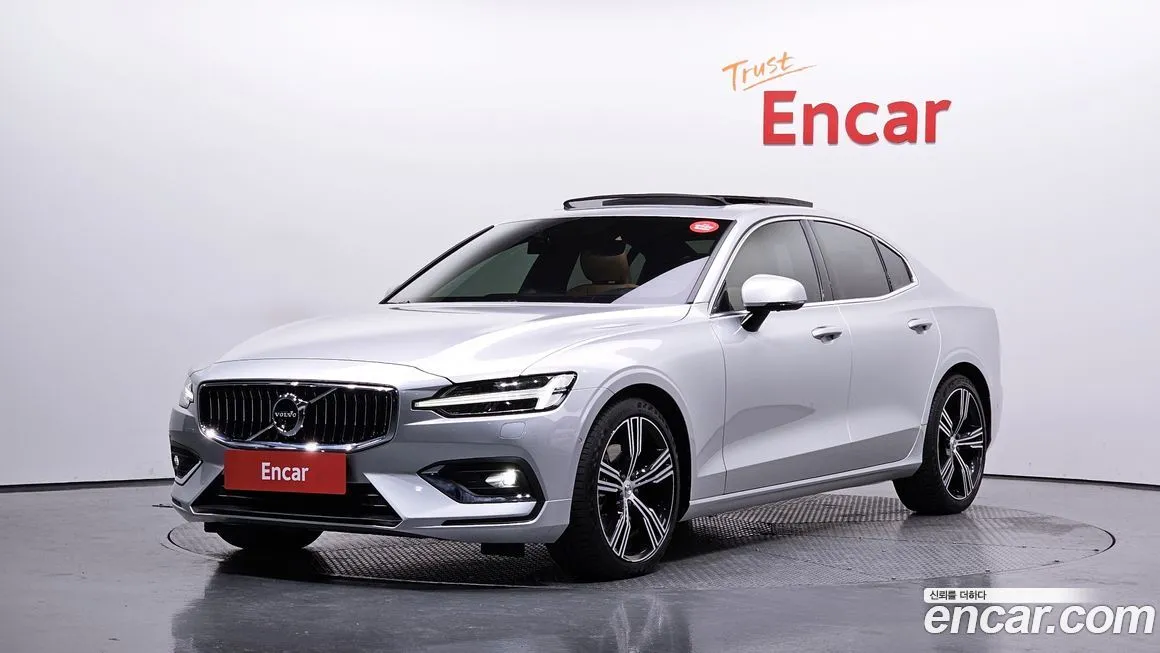 Volvo S60 2021 из KR, фото 1