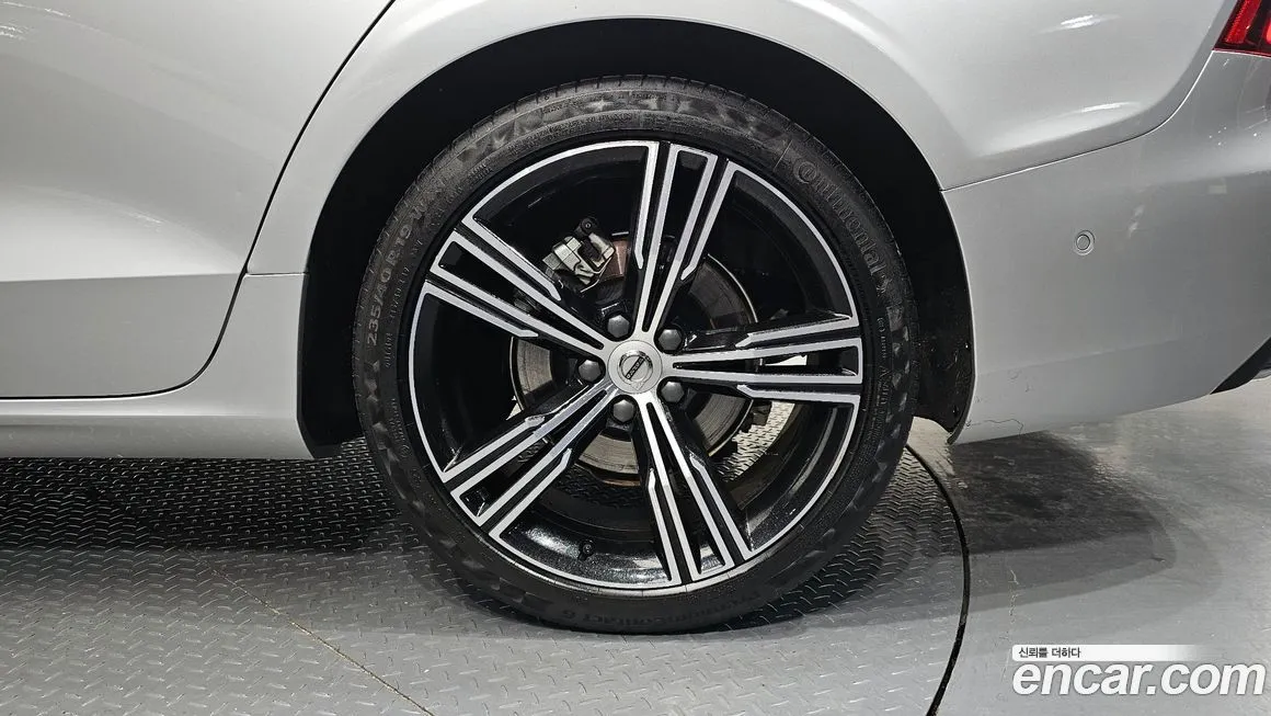 Volvo S60 2021 из KR, фото 5