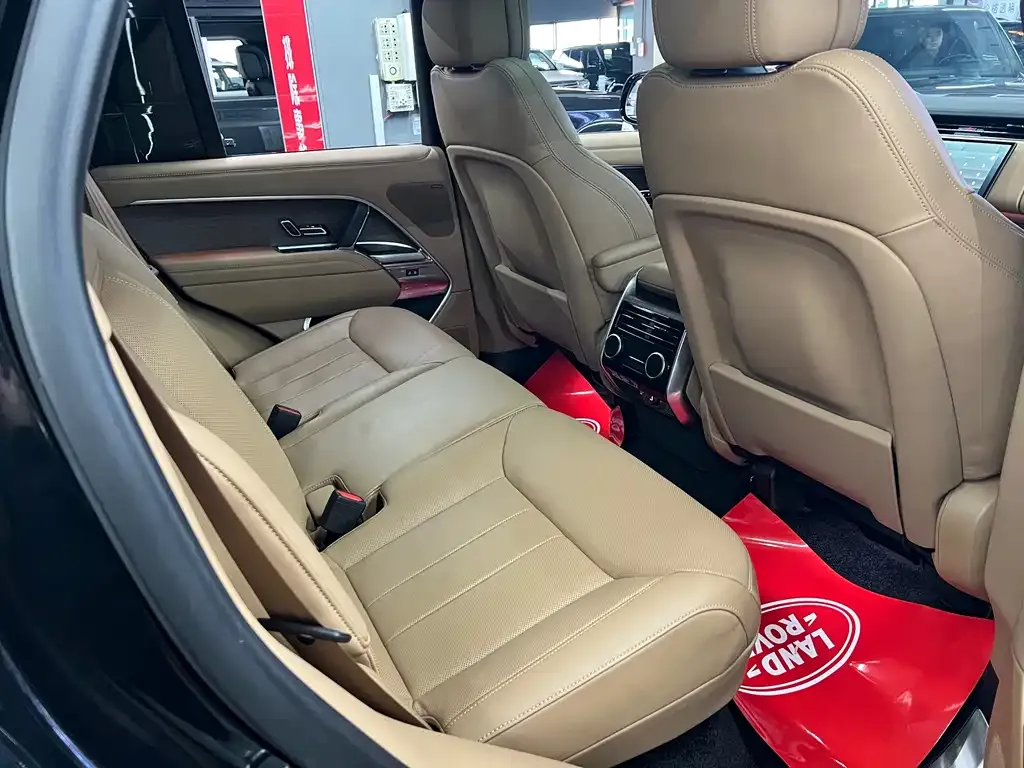 Land Rover Range Rover 2023 из CN, фото 3