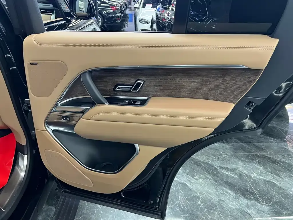 Land Rover Range Rover 2023 из CN, фото 6