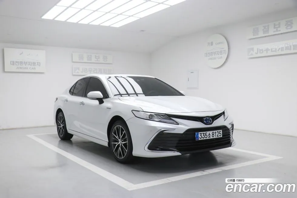 Toyota Camry 2023 из KR, фото 7