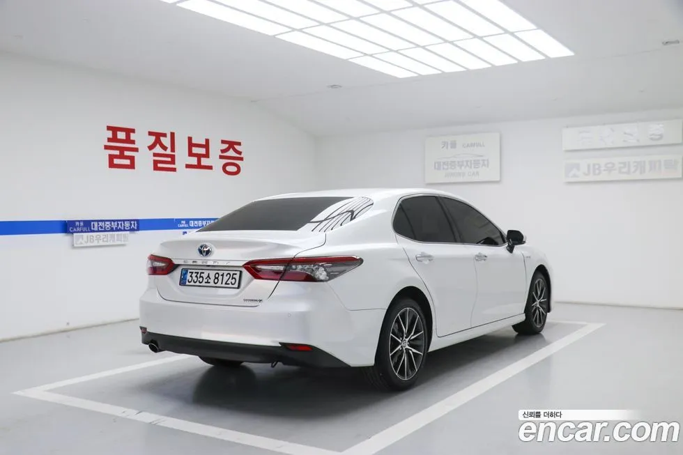 Toyota Camry 2023 из KR, фото 4