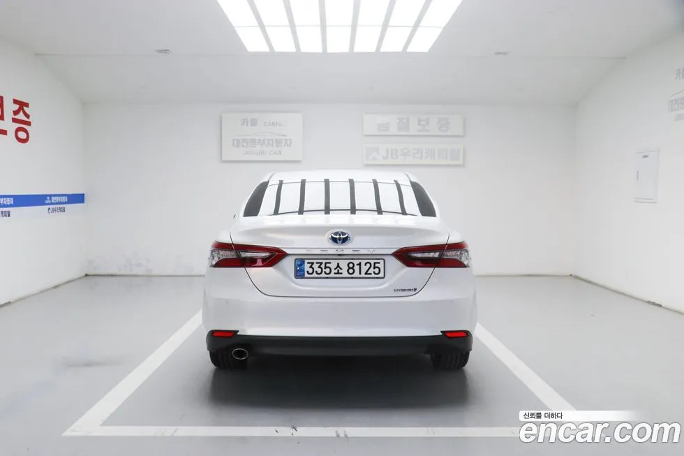 Toyota Camry 2023 из KR, фото 8