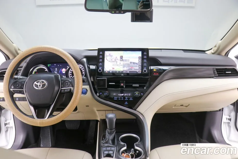 Toyota Camry 2023 из KR, фото 3