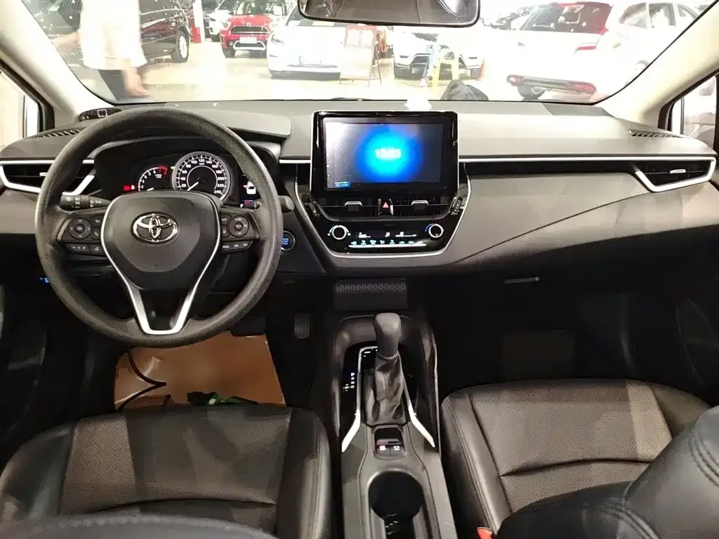 Toyota Corolla 2021 из CN, фото 10