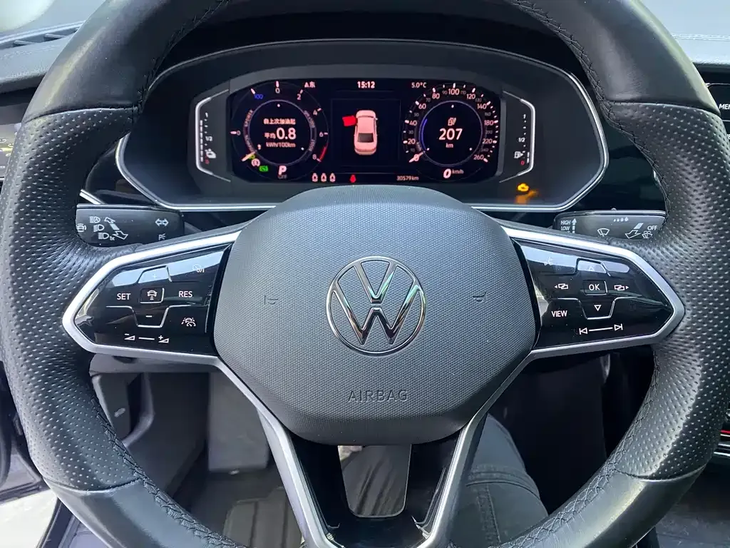Volkswagen Passat New Energy 2023 из CN, фото 6