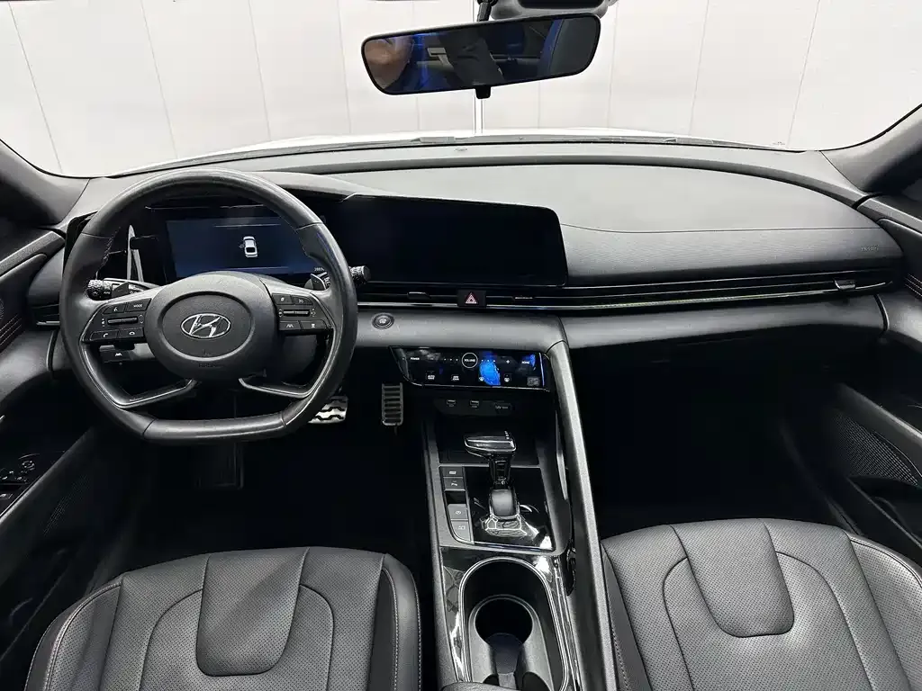 Hyundai Elantra 2022 из CN, фото 8