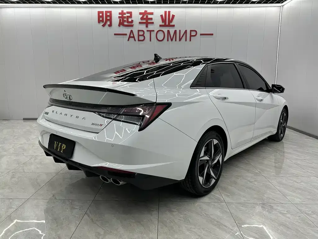 Hyundai Elantra 2022 из CN, фото 10