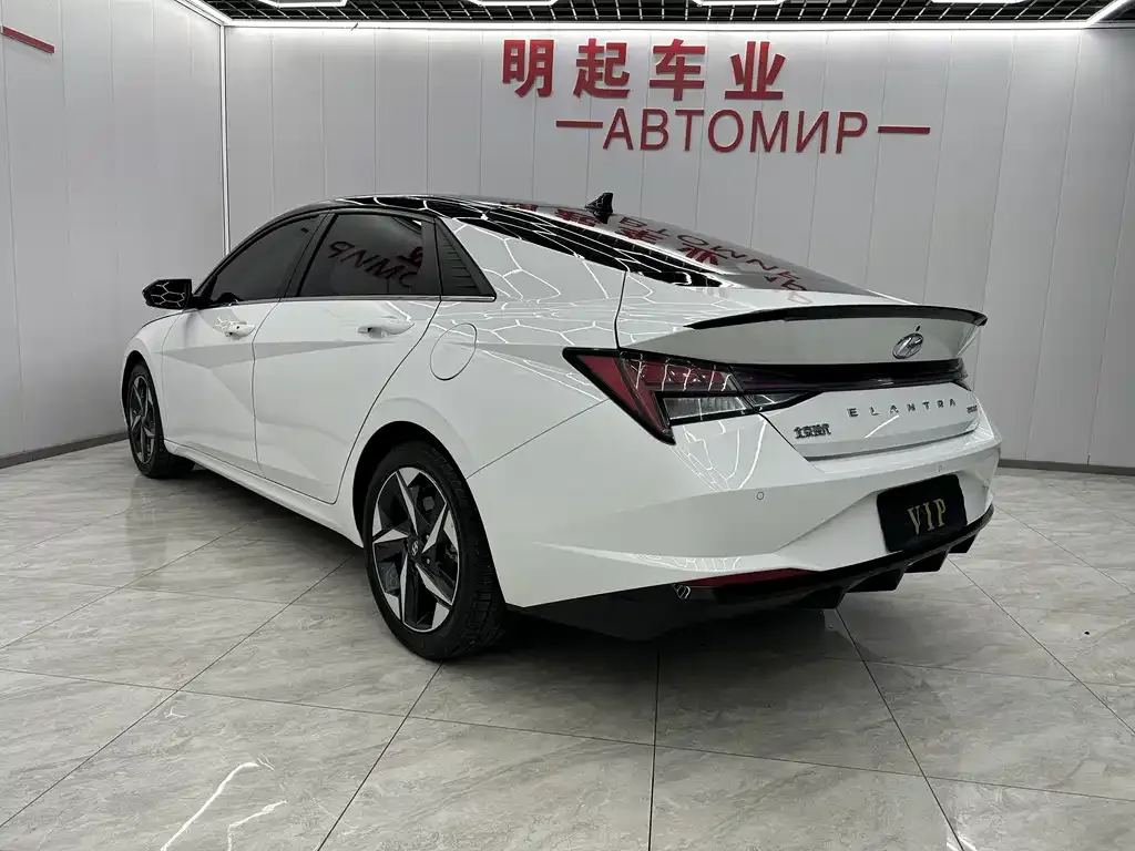 Hyundai Elantra 2022 из CN, фото 3