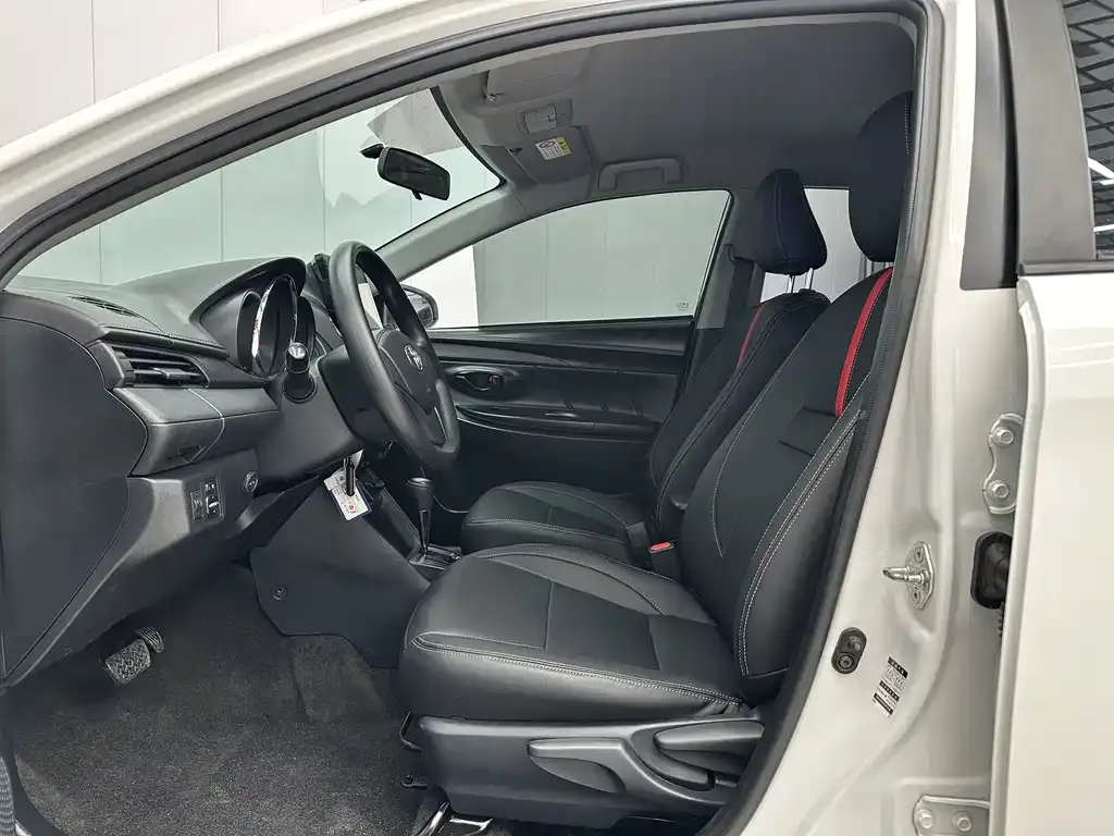 Toyota Yaris L 2021 из CN, фото 10