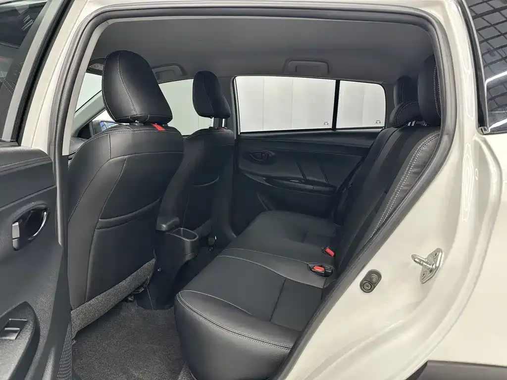 Toyota Yaris L 2021 из CN, фото 9
