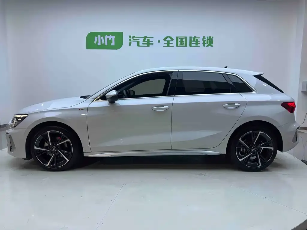 Audi A3 2022 из CN, фото 8