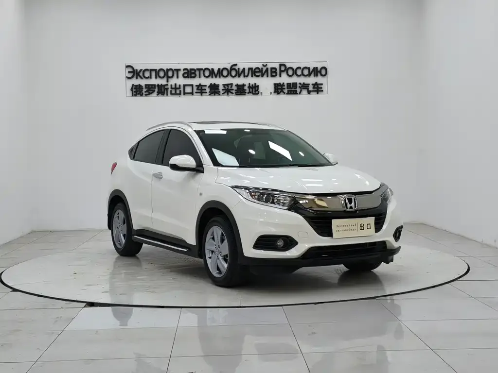 Honda Vezel — фото 1