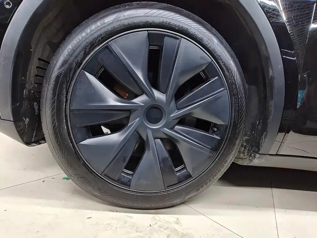 Tesla Model Y 2024 из CN, фото 7