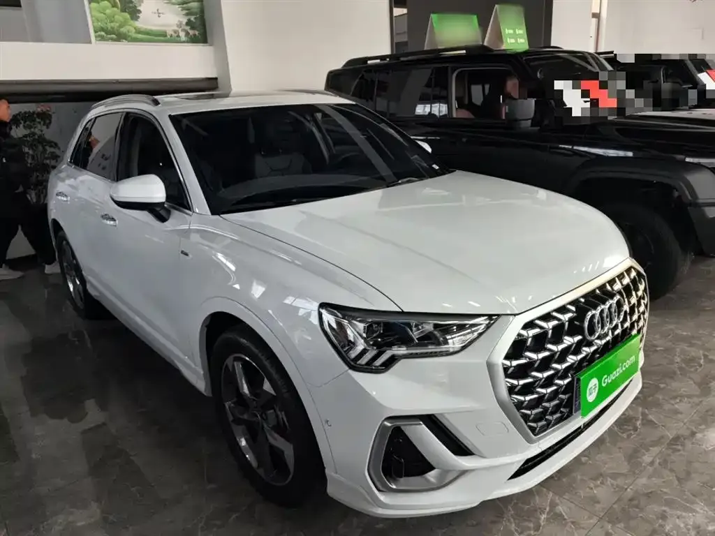 Audi Q3 2023 из CN, фото 4