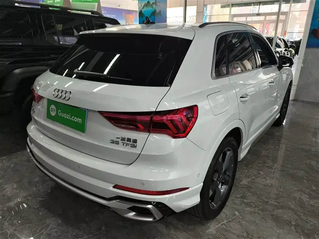 Audi Q3 2023 из CN, фото 7