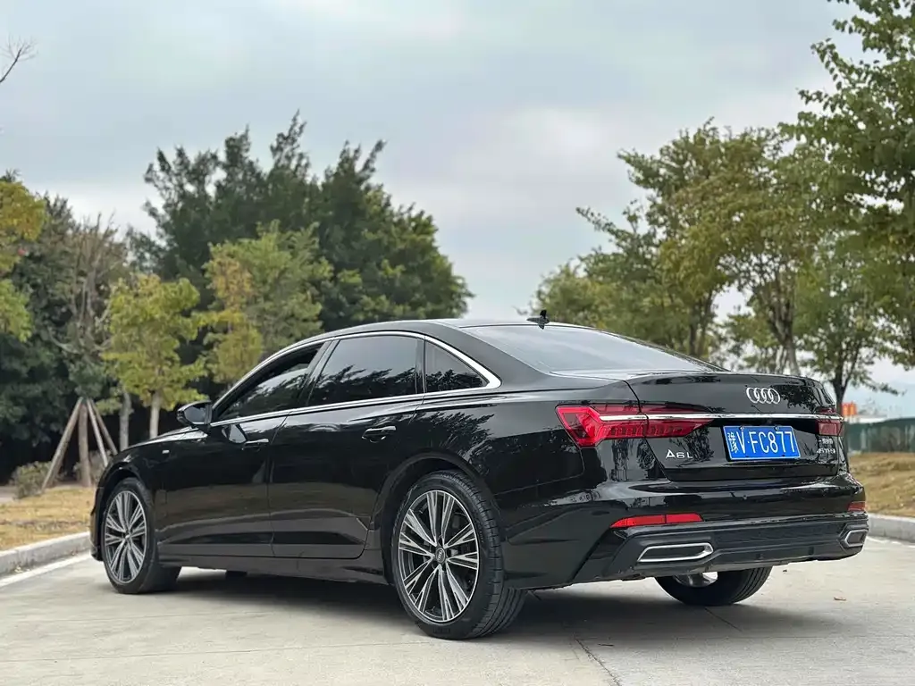Audi A6L 2021 из CN, фото 2