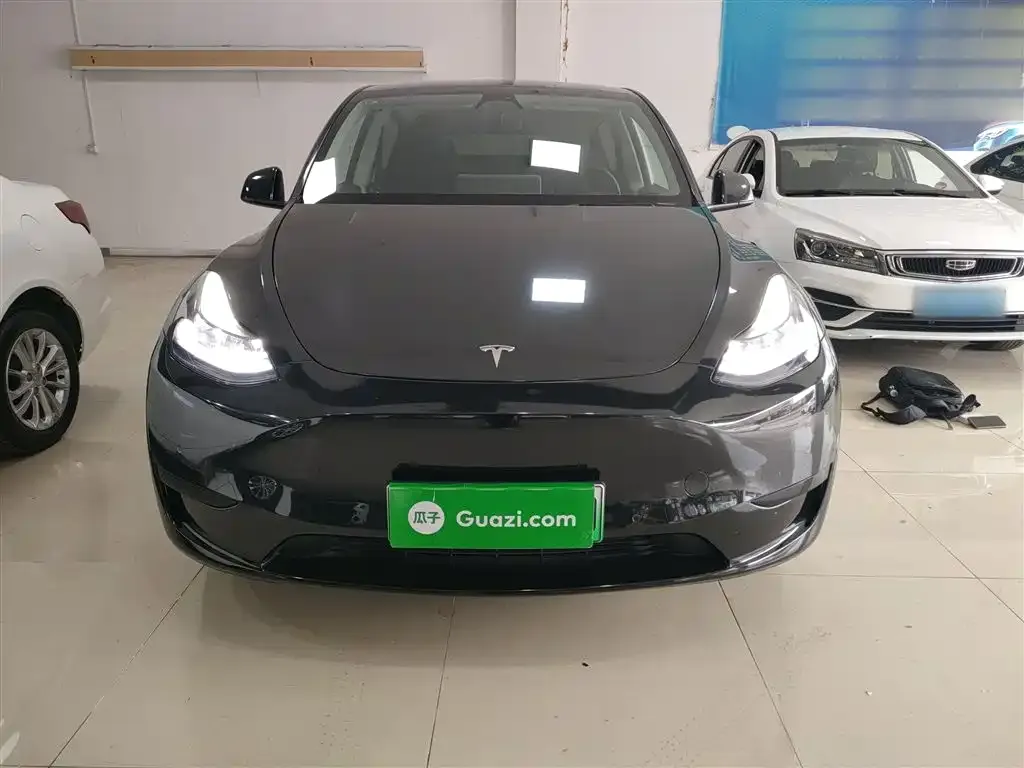 Tesla Model Y 2024 из CN, фото 5