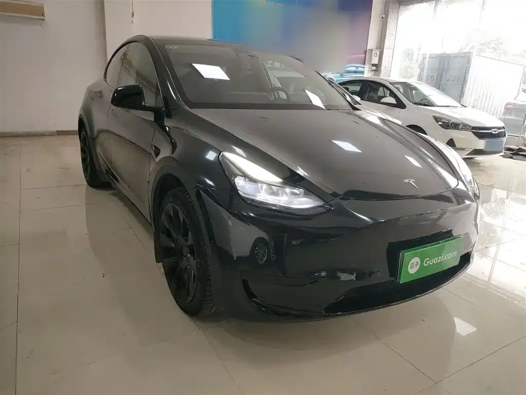 Tesla Model Y 2024 из CN, фото 3