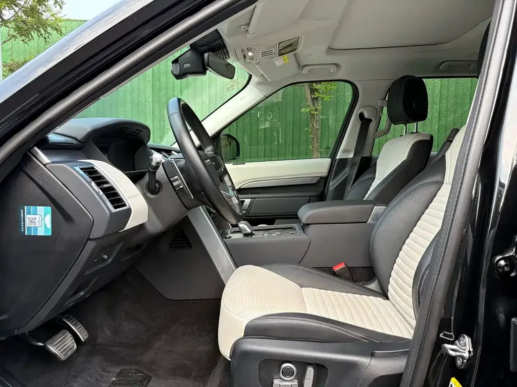 Land Rover Discovery 2021 из CN, фото 3