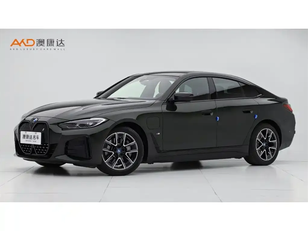 BMW i4 — фото 1