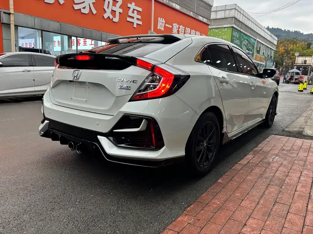 Honda Civic — фото 7