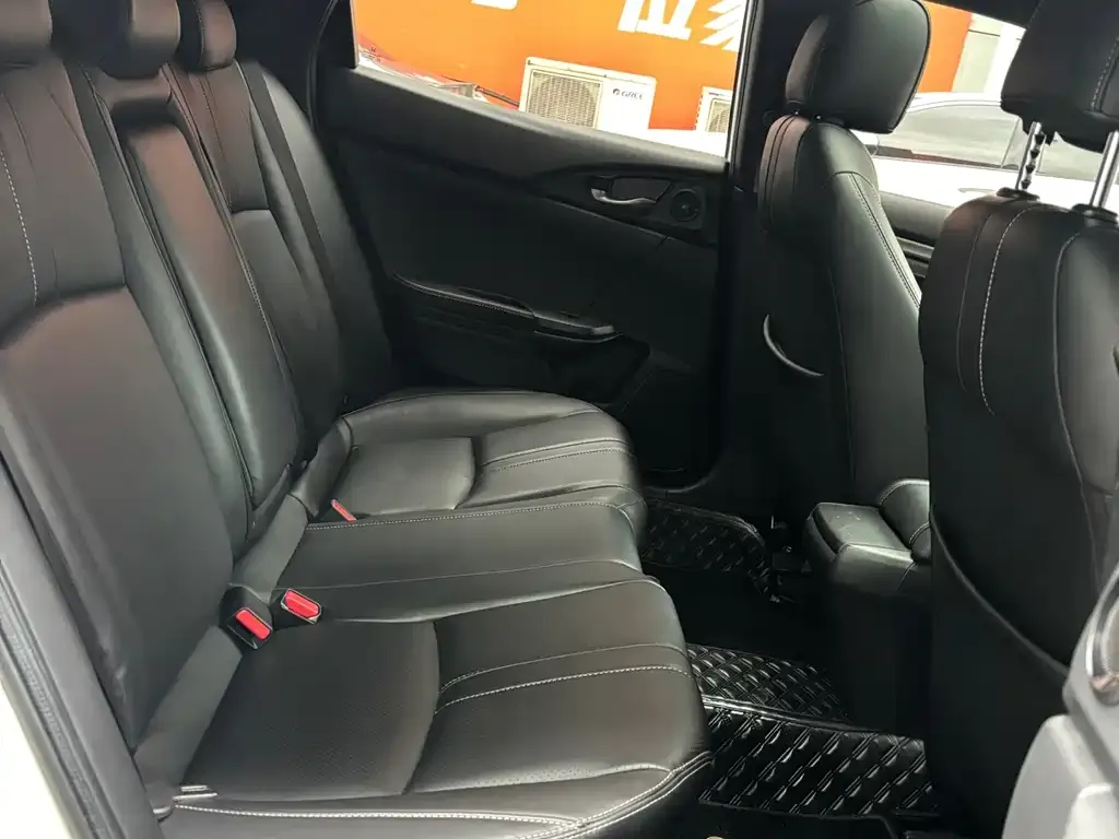 Honda Civic — фото 3