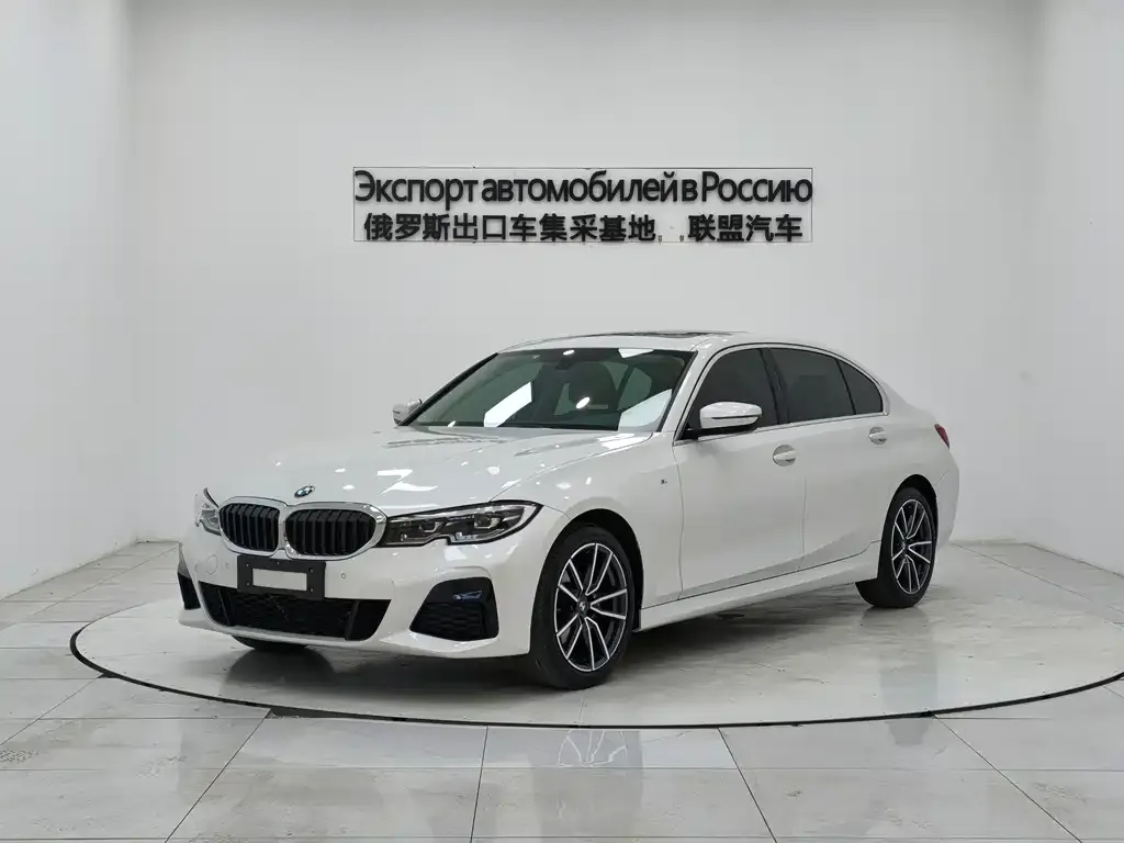 BMW 3 Series 2021 из CN, фото 1