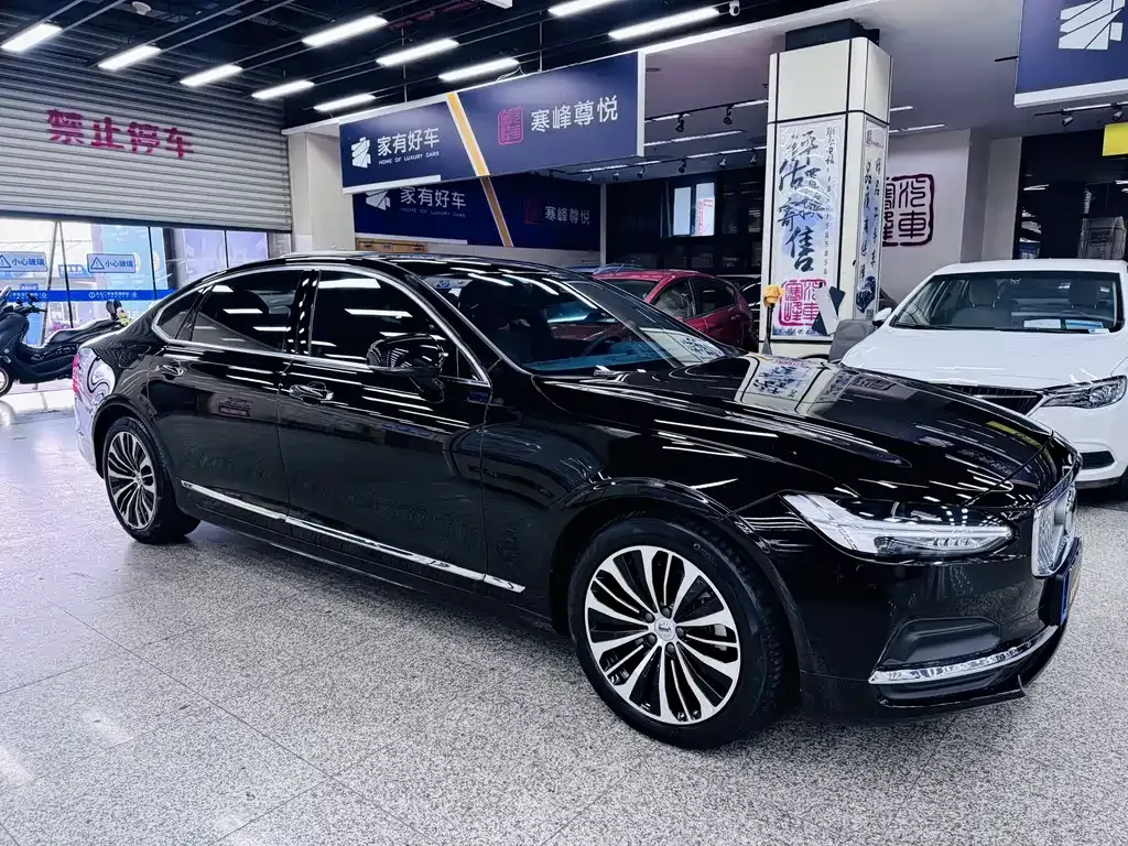 Volvo S90 2022 из CN, фото 8