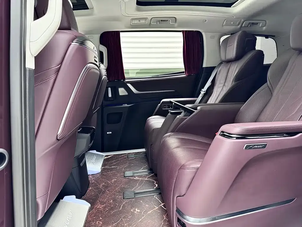 Buick Century 2024 из CN, фото 4