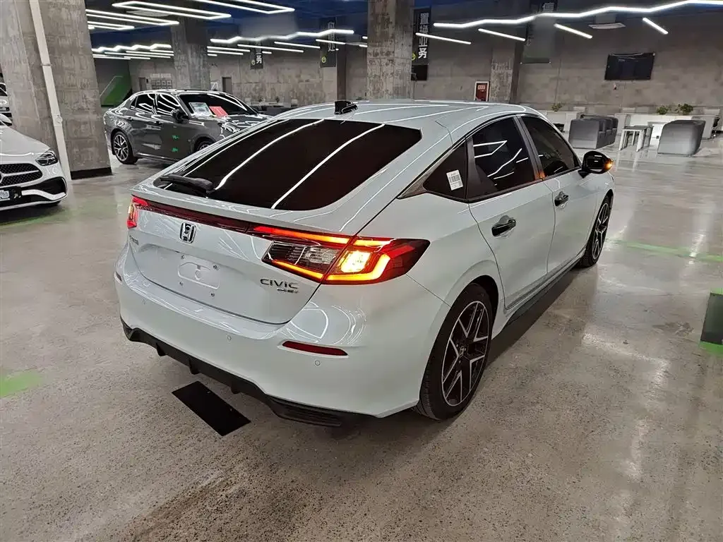 Honda Civic 2023 из CN, фото 9