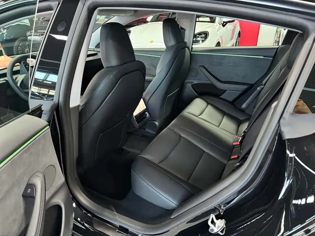 Tesla Model 3 2025 из CN, фото 6