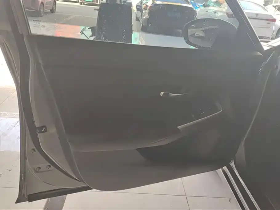 Nissan Sylphy 2023 из CN, фото 7