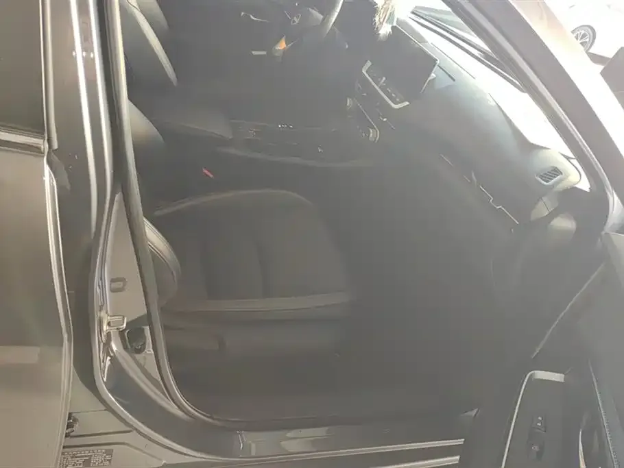 Nissan Sylphy 2023 из CN, фото 2