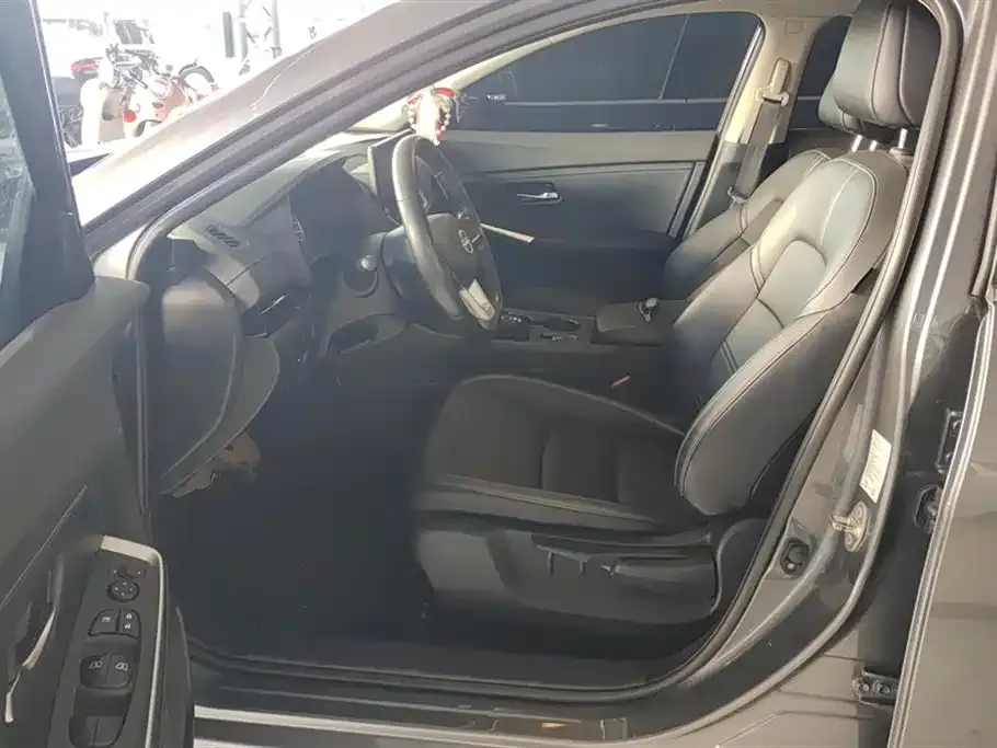 Nissan Sylphy 2023 из CN, фото 4