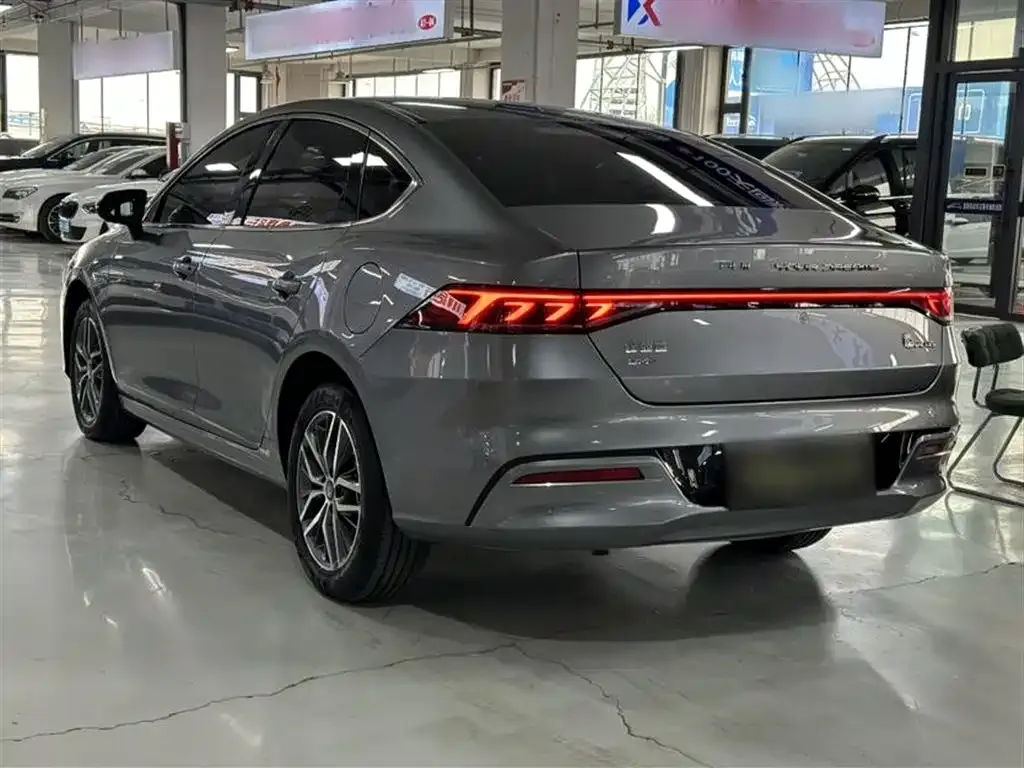 BYD Qin PLUS — фото 9