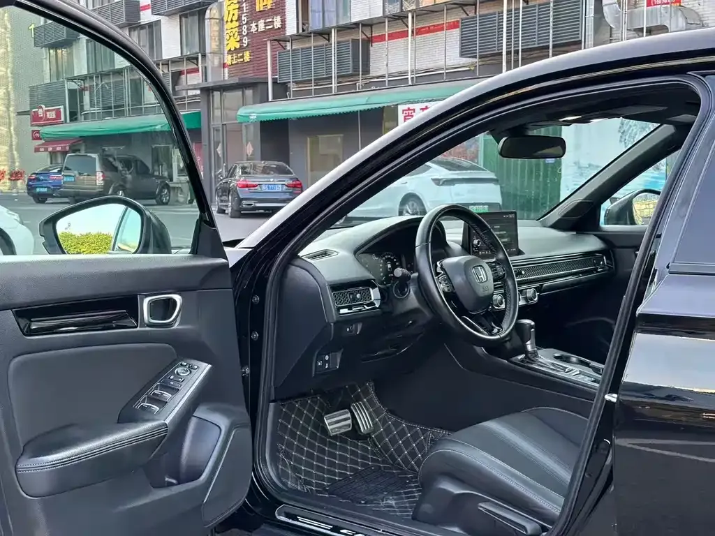 Honda Civic 2023 из CN, фото 3