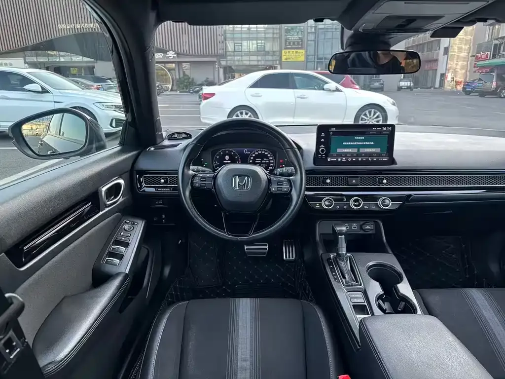 Honda Civic 2023 из CN, фото 8