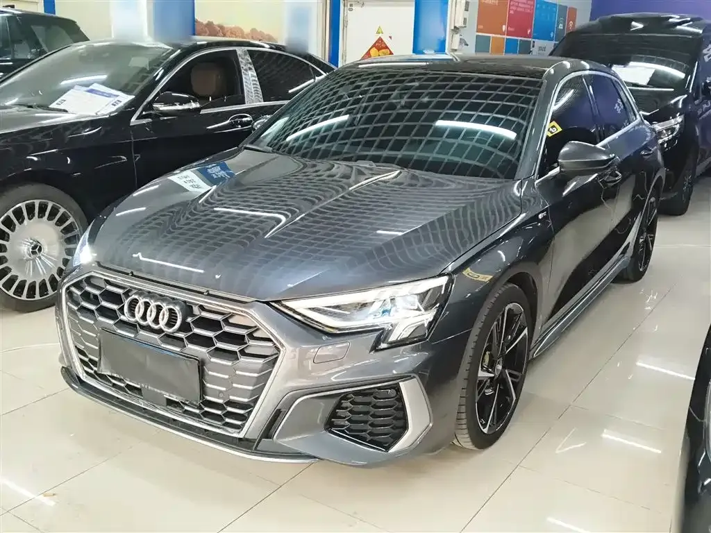Audi A3 2022 из CN, фото 1